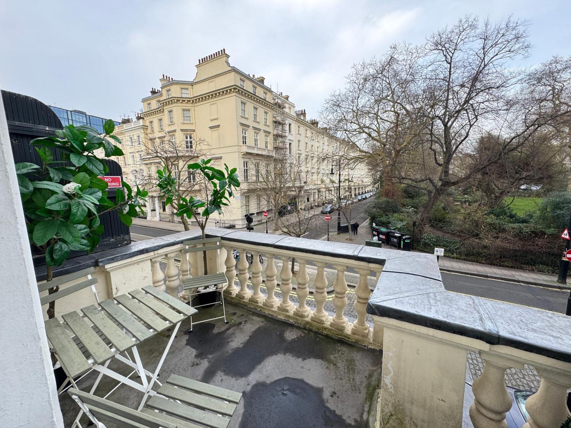 Jubilee Hotel Victoria Лондон Екстериор снимка