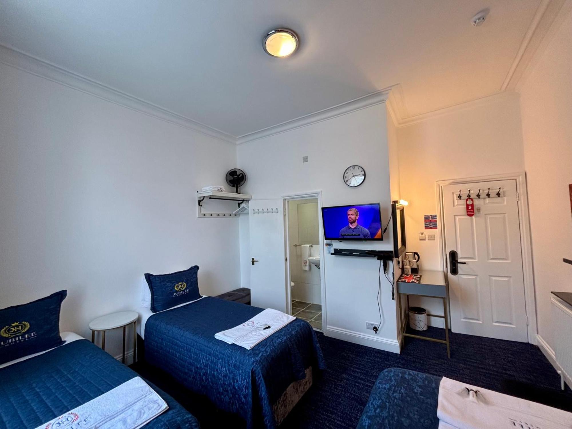 Jubilee Hotel Victoria Лондон Екстериор снимка