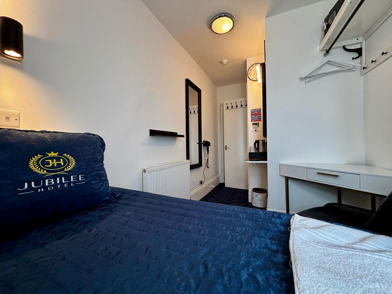 Jubilee Hotel Victoria Лондон Екстериор снимка