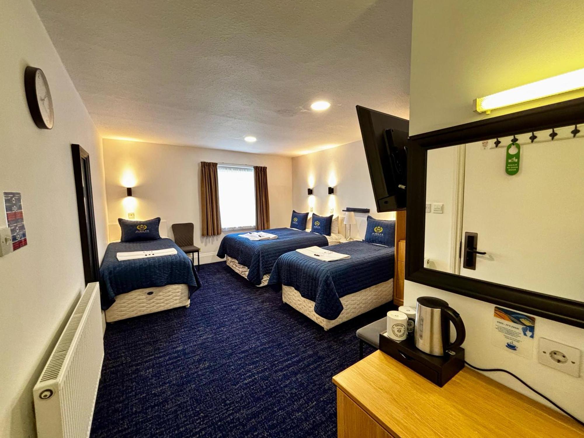 Jubilee Hotel Victoria Лондон Екстериор снимка