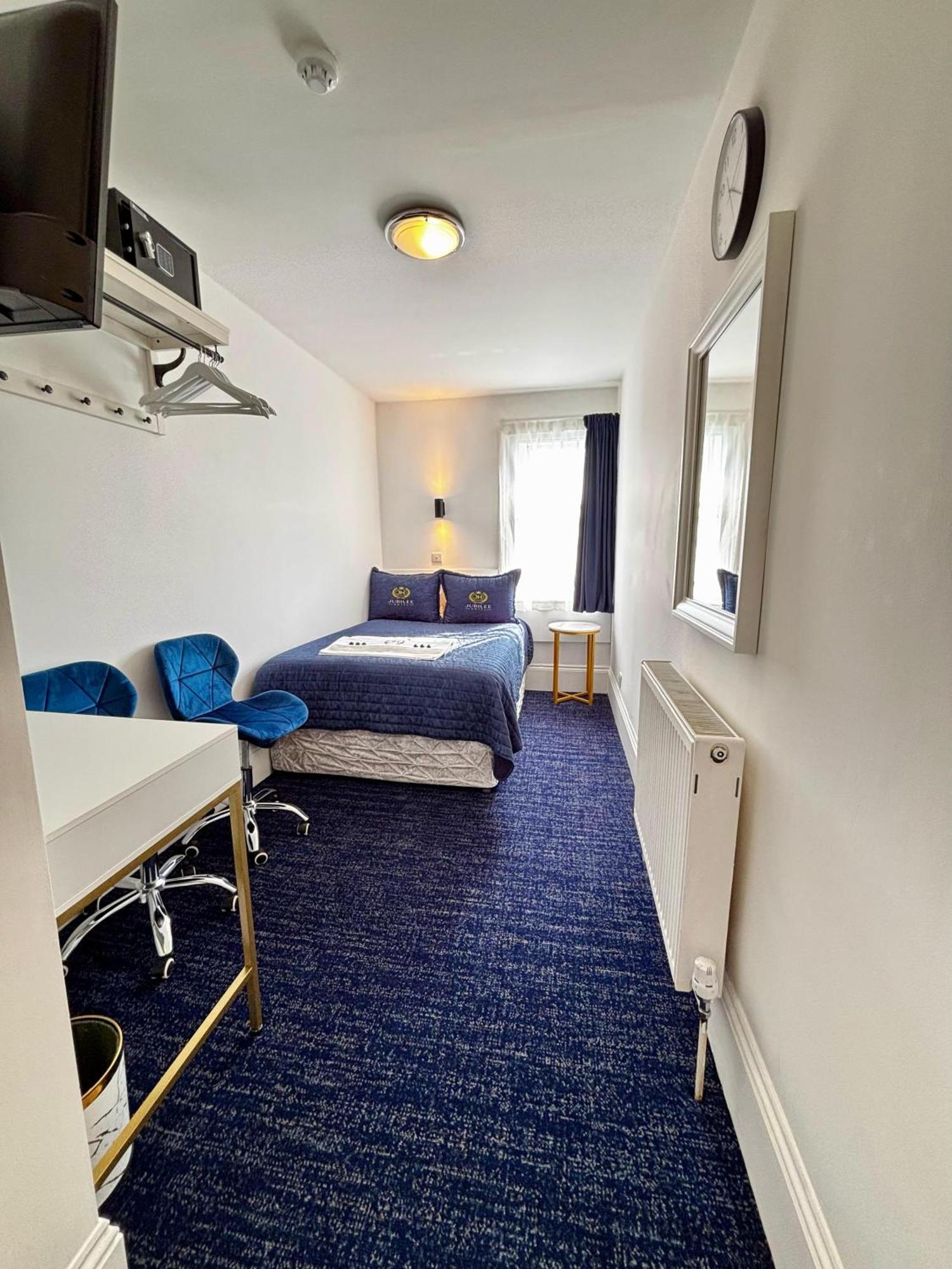 Jubilee Hotel Victoria Лондон Екстериор снимка