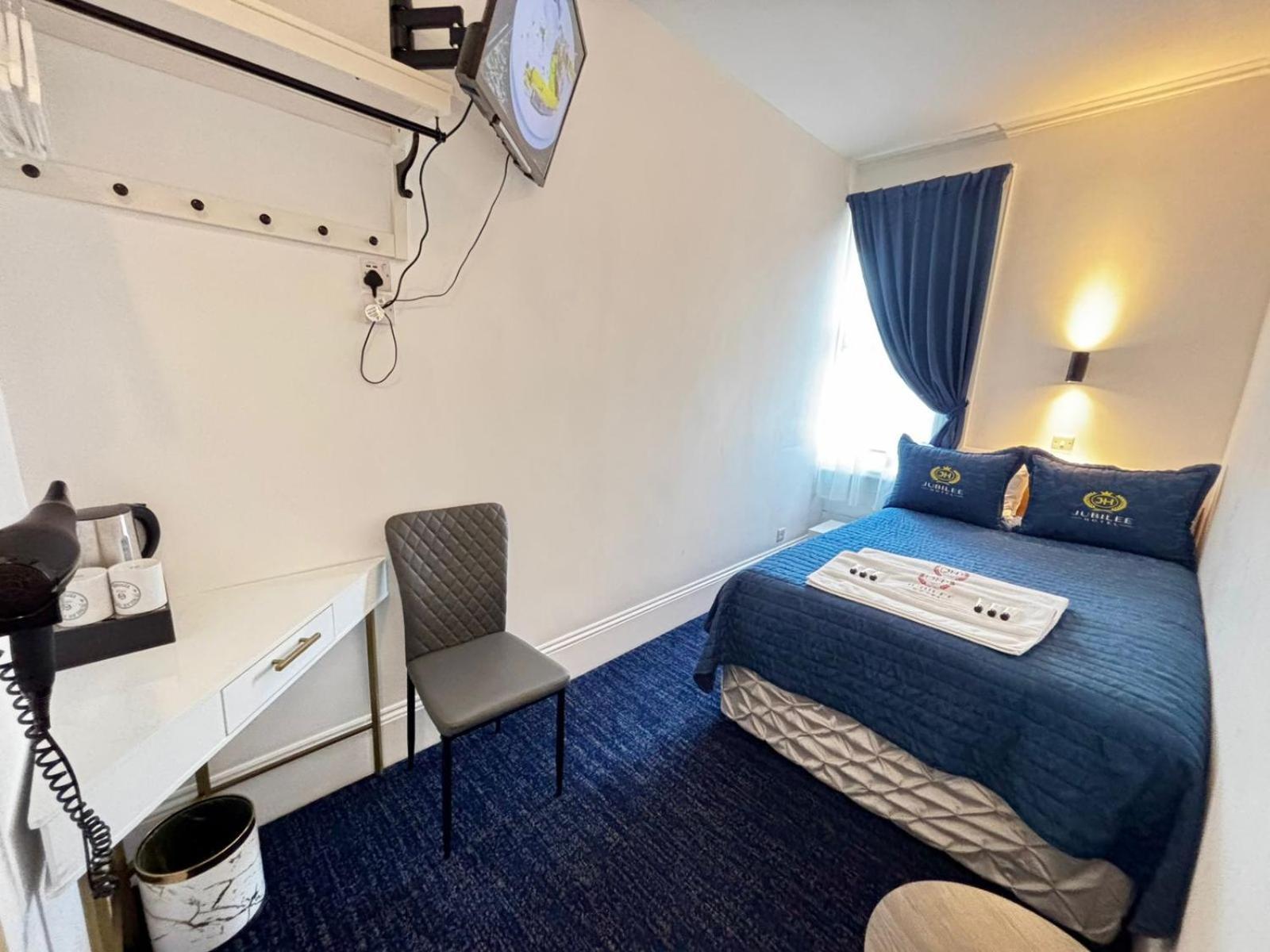 Jubilee Hotel Victoria Лондон Екстериор снимка